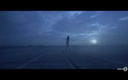 Маги Джанаварова & Бобо - Една минута